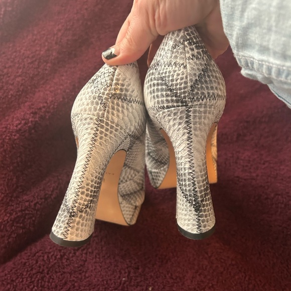 Katy Perry Collections Black and Gray Snakeskin Heels - Picture 3 of 7